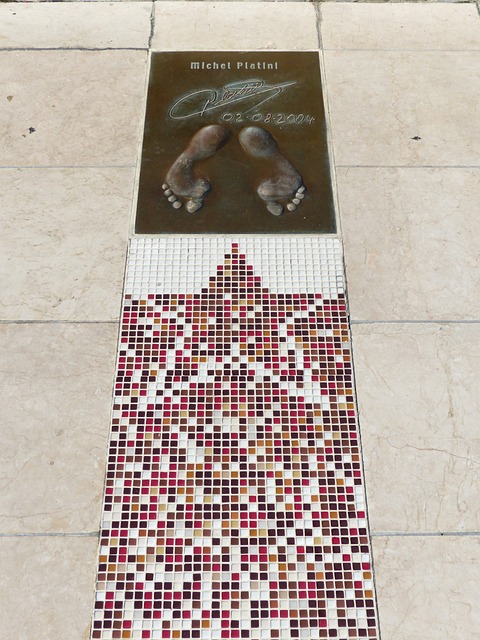 更是一场新 更是一场新